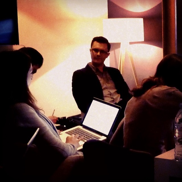 Learnch du 14.1..14 : Jason de #Stringcan Interactive, agence de #stratégie #digitale US nous a parlé des best practices pour le #social #media, notamment aux USA